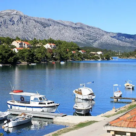 Lumbarda 9303a Apartman *
